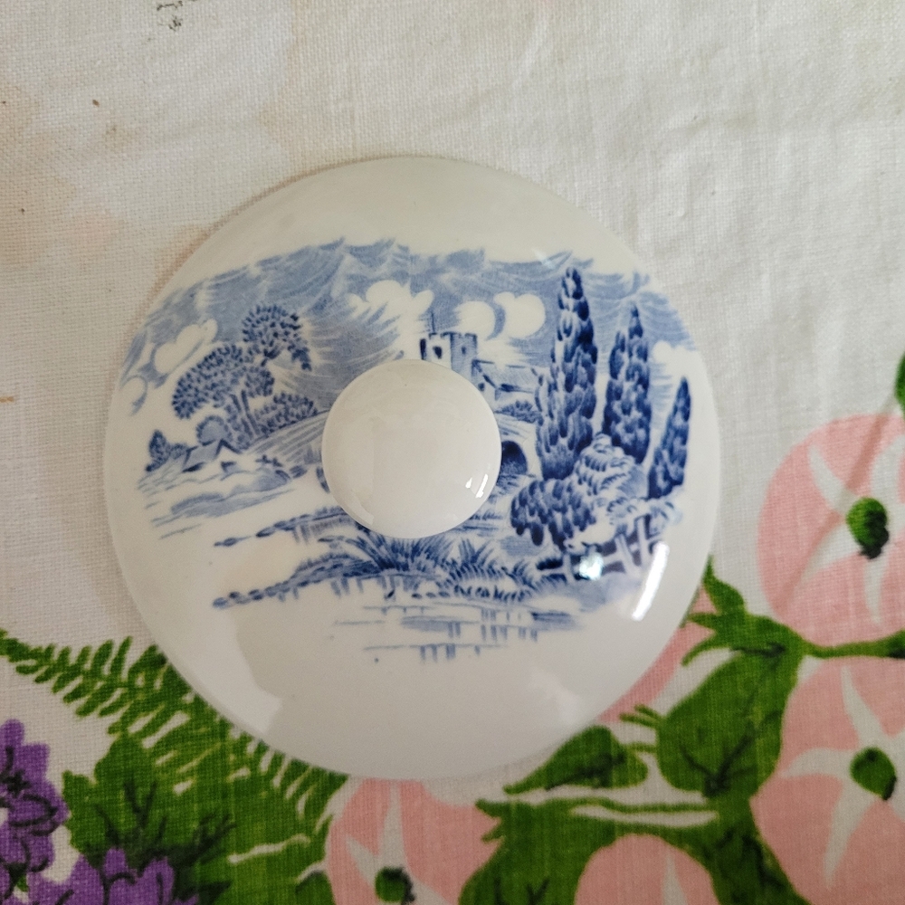 Vintage Wedgewood COUNTRYSIDE Blue/white Tranferware Sugar Bowl Lid England